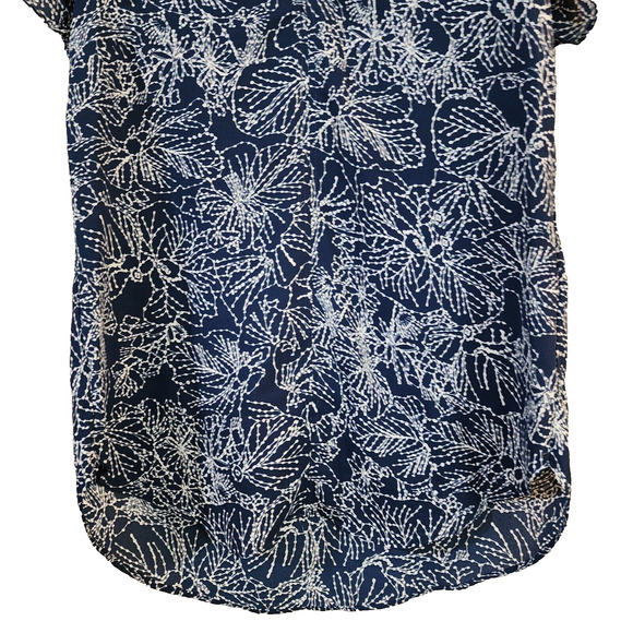 H&M Womens Pullover Blouse Size 2 Blue Chiffon Flutter Sleeve V-Neck Tunic Top - Picture 5 of 9